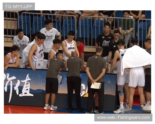 广东双外援合砍40分，杜锋轮换阵容显深度